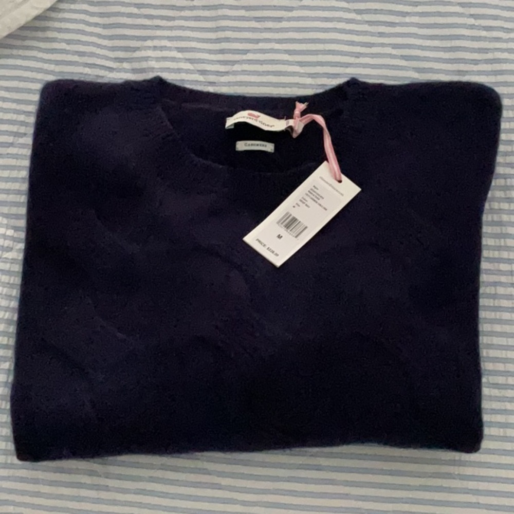 NWT Vineyard Vines {Navy} Seaspun Cashmere Cable-Knit Crewneck Sweater - Picture 5 of 7